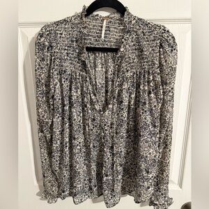 Free People Blue and Cream Patterned Blouse